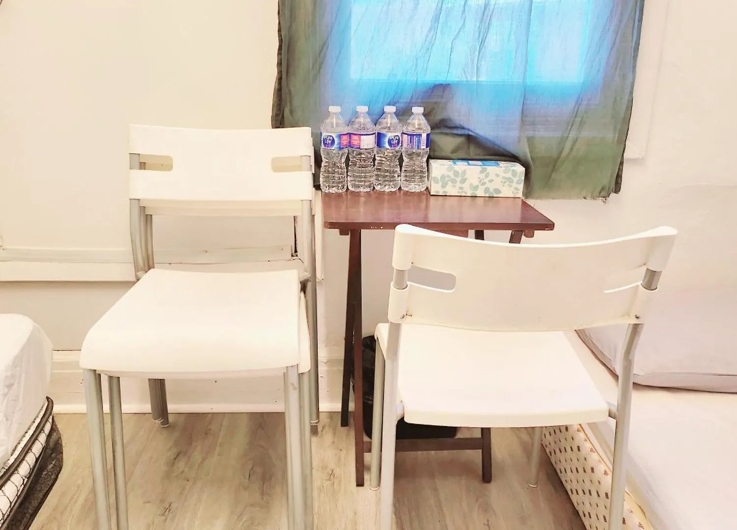 Quadruple Private Room With Netflix & Laundry, Balcony & Self Check-In Τορόντο Δωμάτια σε οικογενειακή κατοικία