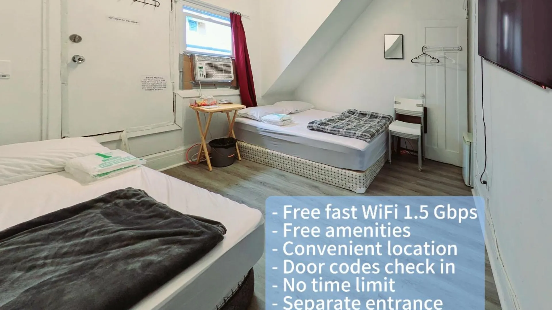 Δωμάτια σε οικογενειακή κατοικία Quadruple Private Room With Netflix & Laundry, Balcony & Self Check-In Τορόντο